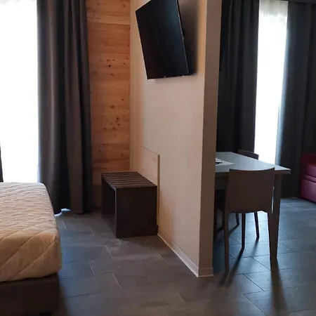 Albergo Rusen Borno Exterior photo